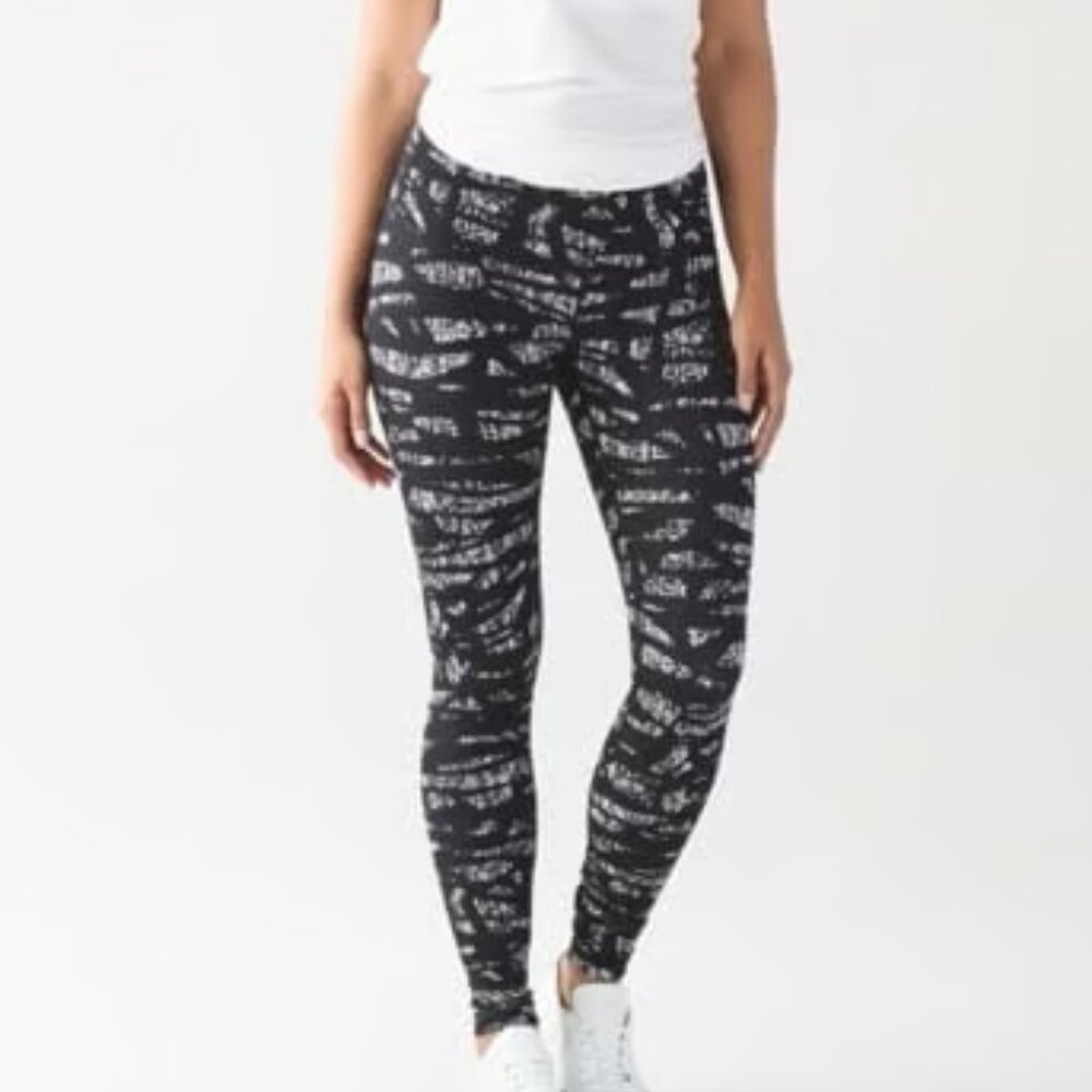 LULULEMON WUNDER UNDER HIGH RISE - Picture 3 of 3